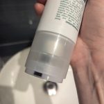 Shampoing Anti-Jaune & Racines Saines – Neutralise les reflets jaunes, illumine blondes et gris 200ml photo review